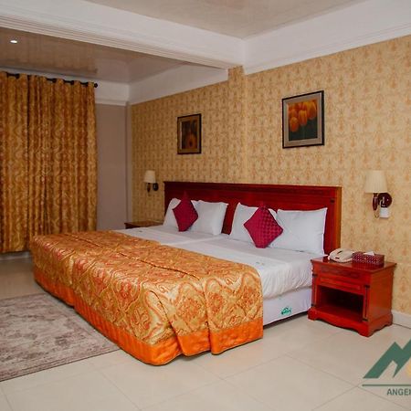 Ange Hill Hotel Accra Extérieur photo