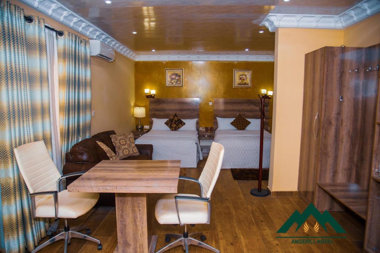 Ange Hill Hotel Accra Extérieur photo